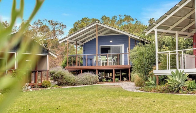 Blue Cabin Bliss at Aldinga Bay Holiday Village in Aldinga Beach