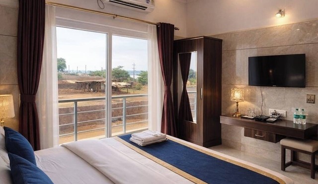Blue Pearl Beach Guest House in Bhatkal