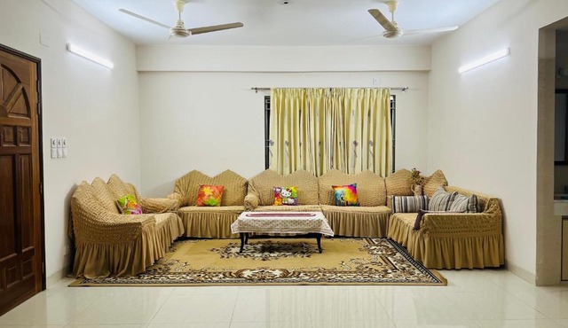 Blue Star Sun Serviced Apartment