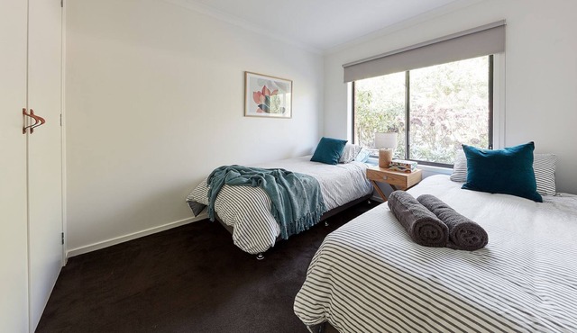 Bluestone Fields- Luxury Modern Farmhouse in Murroon