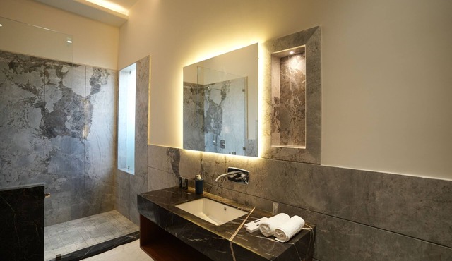 BOHO VILLA JAIPUR 4bedroom super luxury pool villa with bohemian charm
