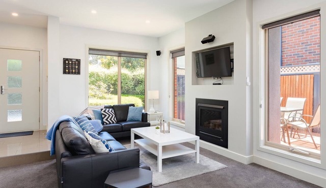 BOUTIQUE STAYS - Mentone Abode in Mentone