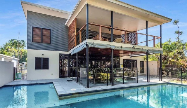 Bramston on the Beach: A Private Poolside Oasis in Bramston Beach