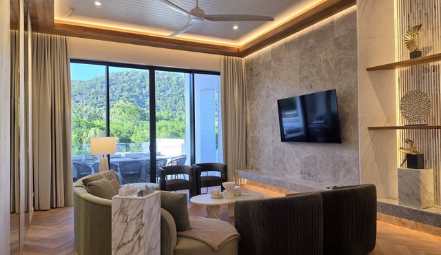 BRAND NEW! Dacha Prestige - Unrivaled Opulence in Nelly Bay