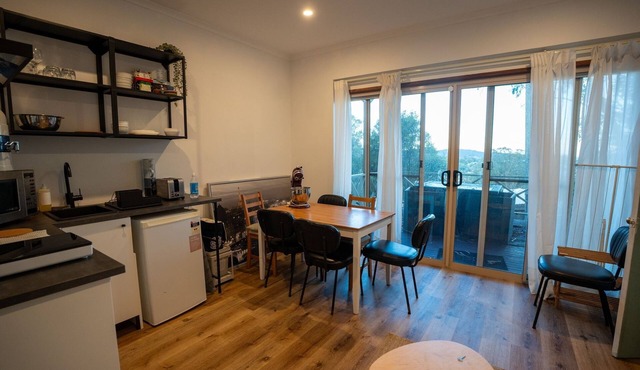 Bright Hillside Studio with Deck | Family-Friendly & Corporate Sta in Nambour