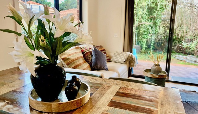 Brilliant 3 bedroom home garden views garage parking walking distance to lake in Yarralumla