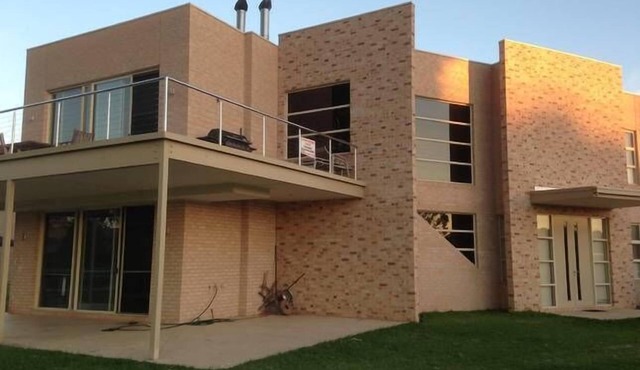 BUNDALONG WATERFRONT Bundalong’s premier rental property. Bundalong’s Best in Bundalong