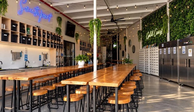 Capsuleaccom Hostel in Gold Coast