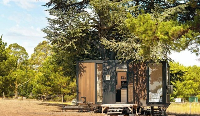 Central Ranges Retreat by Tiny Away in Malmsbury