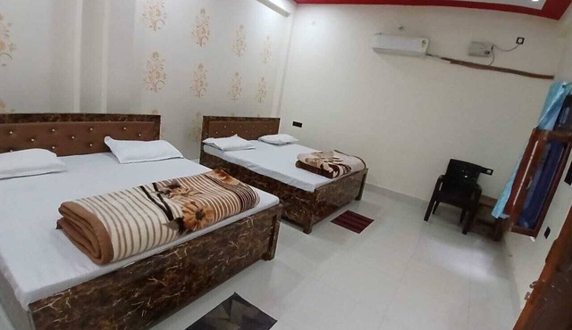 Charming 2-bedroom house with AC in lovely Kathwara in Kathwara