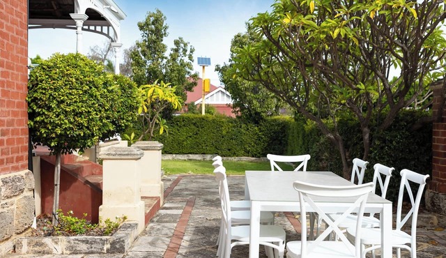 Charming home | Swan BnB Management in North Perth
