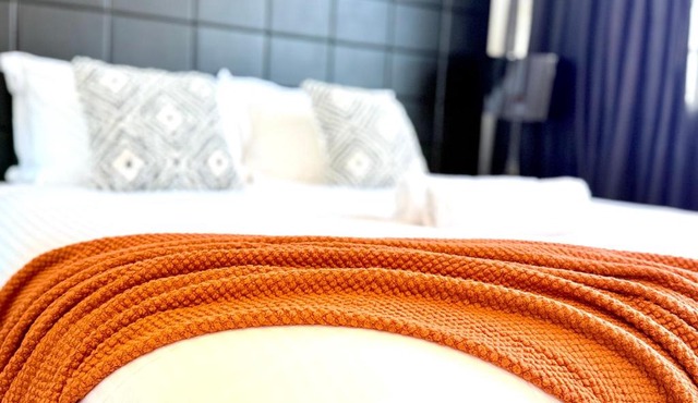 Chatswood Exeutive Suites - 3beds2baths with Parking in Sydney