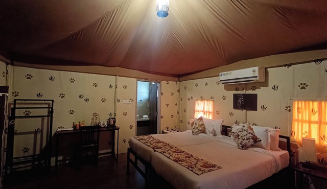 Chokhiwadi Forest Retreat
