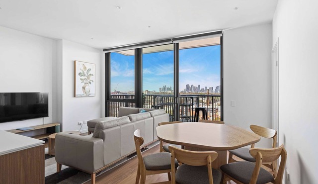 City View 3BR | Free Parking | Family Friendly in Brunswick