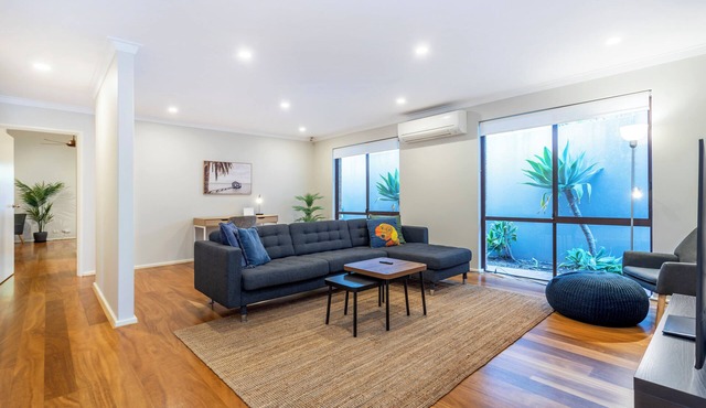 Claremont Calmness - Executive Escapes in Claremont