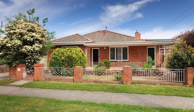 Classic Chic on Olive - Chic two bedroom apartment close to the city centre in South Albury