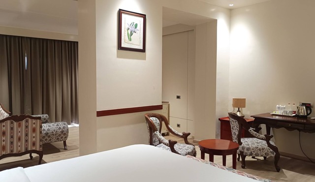 Club Paraiso in Raipur