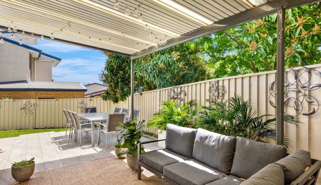 Coastal Comfort BBQ Yard Pet Friendly Stay in Long Jetty
