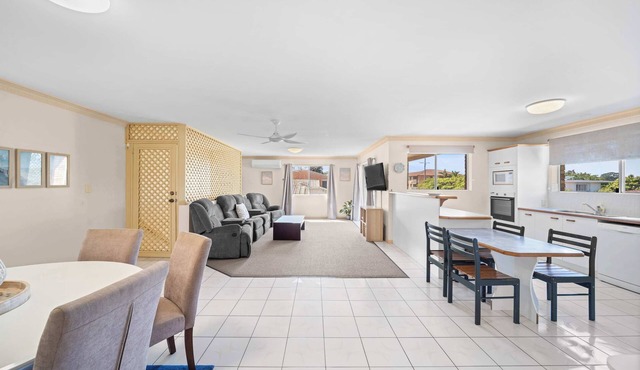 Coastal Comforts with Pumicestone Passage Views in Bellara