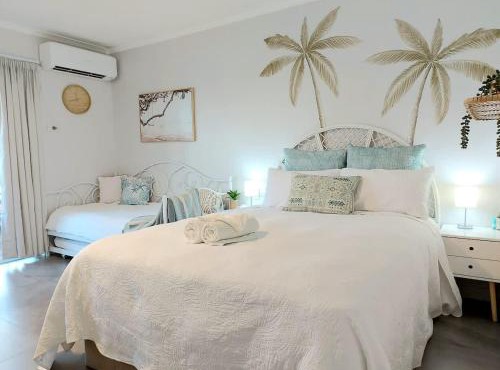Coastal Sands 1br 1bth AC unit 138 Garden view in Eimeo