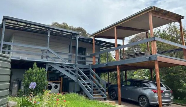 Comfort + privacy near magical Second Valley beach. Great for families. in Second Valley