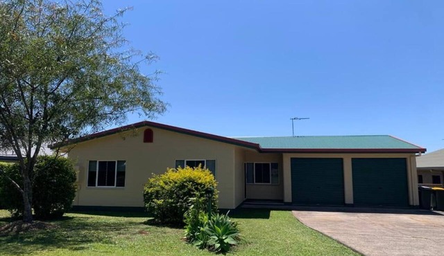 Comfy 4 Bedroom with country views in Atherton
