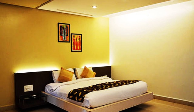Cotton County Club and Resort in Hubli