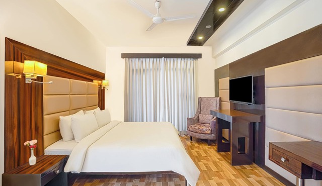 Country Inn Tarika, Goa, Varca Beach