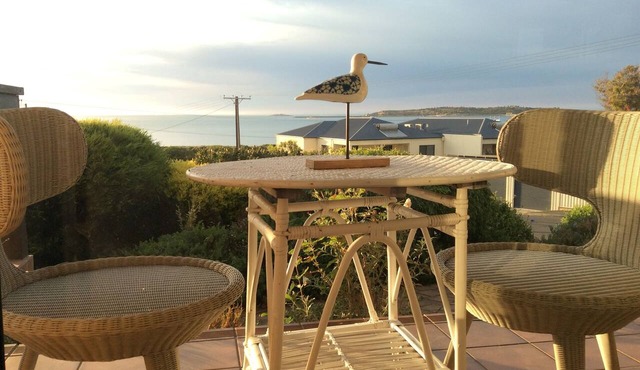 Cute Beach house by the sea in McCracken