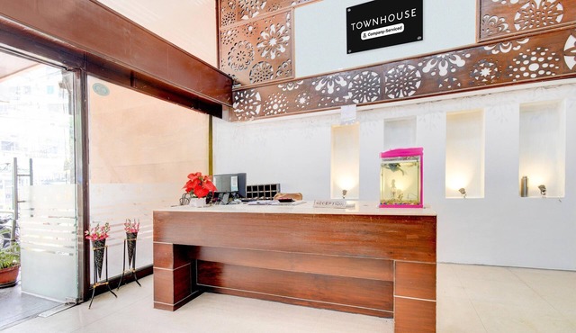 Deluxe Townhouse Narayanaguda Metro