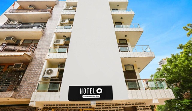 DeluxeHotel O Dwarka Metro
