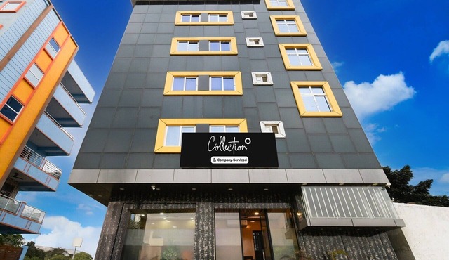 DeluxeKrishna Hotel