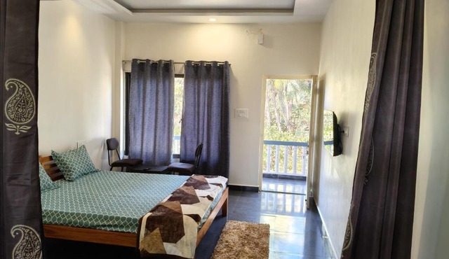 Dev's Resort & Restaurant in Sawantwadi