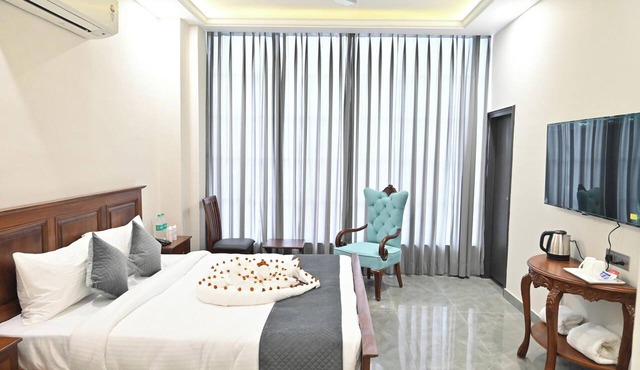 Devaan Hotel Haryana in Sirsa