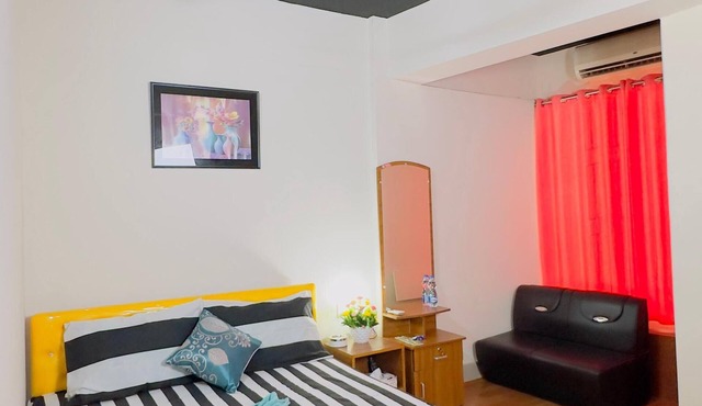 Dhanmondi Lake View Hotel