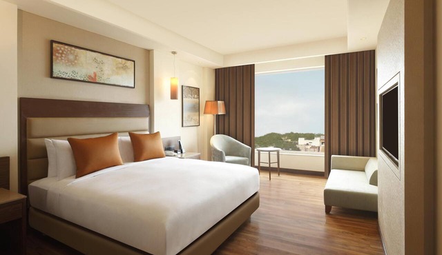 DoubleTree by Hilton Agra in Agra