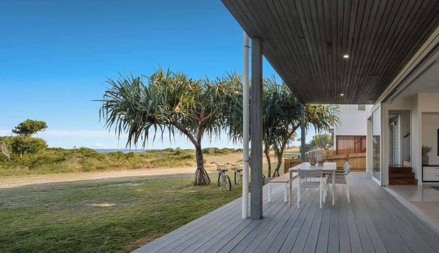 Dune House in Tweed