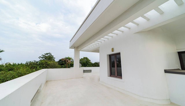 ELIVAAS Gerrys 4BHK Villa with Terrace