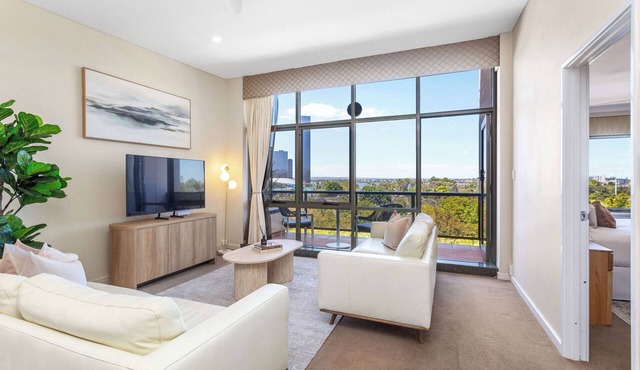 Experience the perfect blend of urban convenience and natural beauty in this spacious, light-filled 3-bedroom apartment. Situated on the doorstep of Kings Park and the Swan River, this home offers a tranquil retreat right in the heart of Perth. in Perth