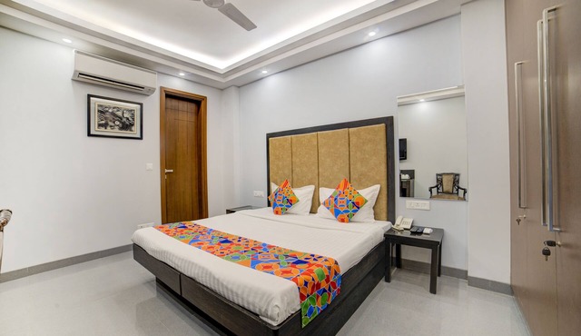 Fabhotel Exotica