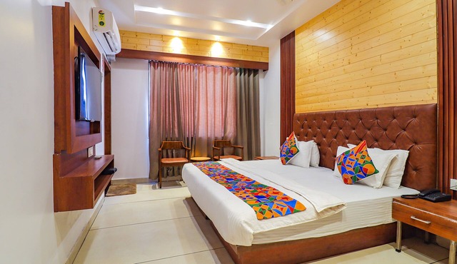 Fabhotel Grand Arya in Danapur