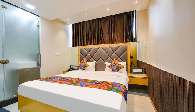 Fabhotel Grand Palazzo