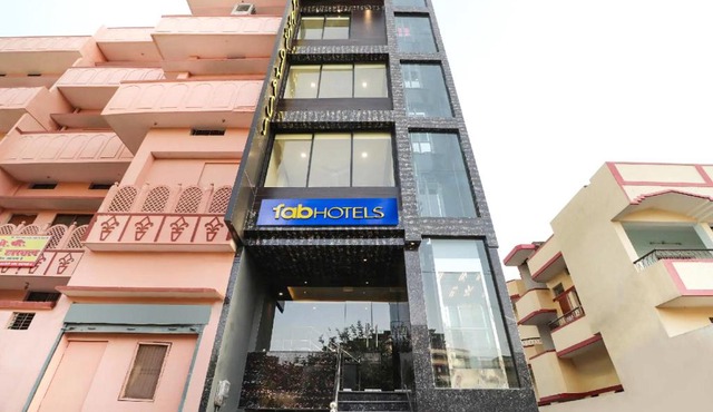 FabHotel Lemon Grass - Assi Ghat in Varanasi