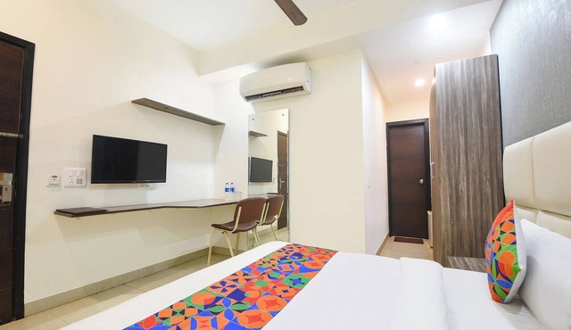 FabHotel Monsella in Gurugram