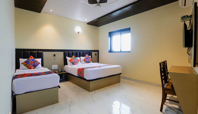 Fabhotel Prime Land in Mumbai