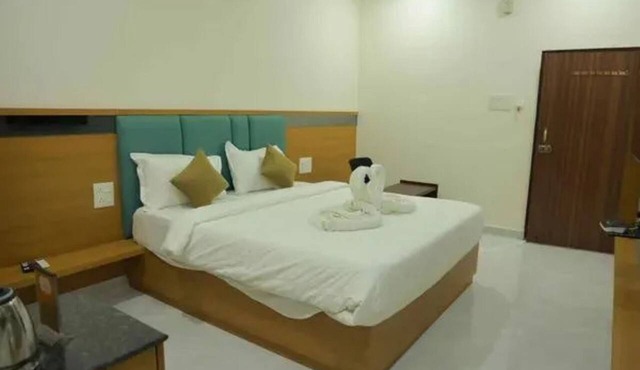 Fabhotel Swagath Grand