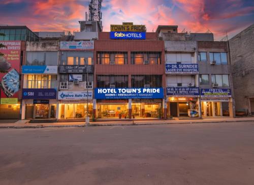 FabHotel Town Pride in Sohāna