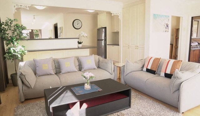 Ferntree Gully 5BRM Family Home Free Parking Wifi in Ferntree Gully