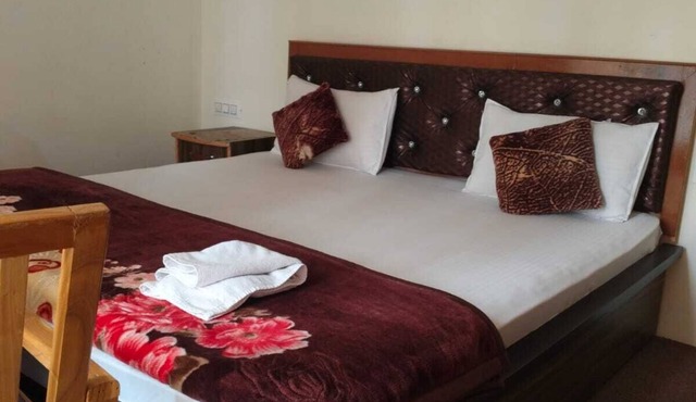 Feroz - HomeStay in Leh