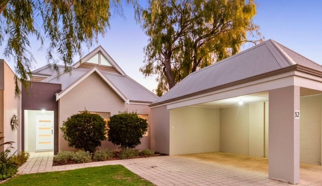 FiftyTwo @ Cape View is the perfect family or couples getaway accommodation in BROADWATER